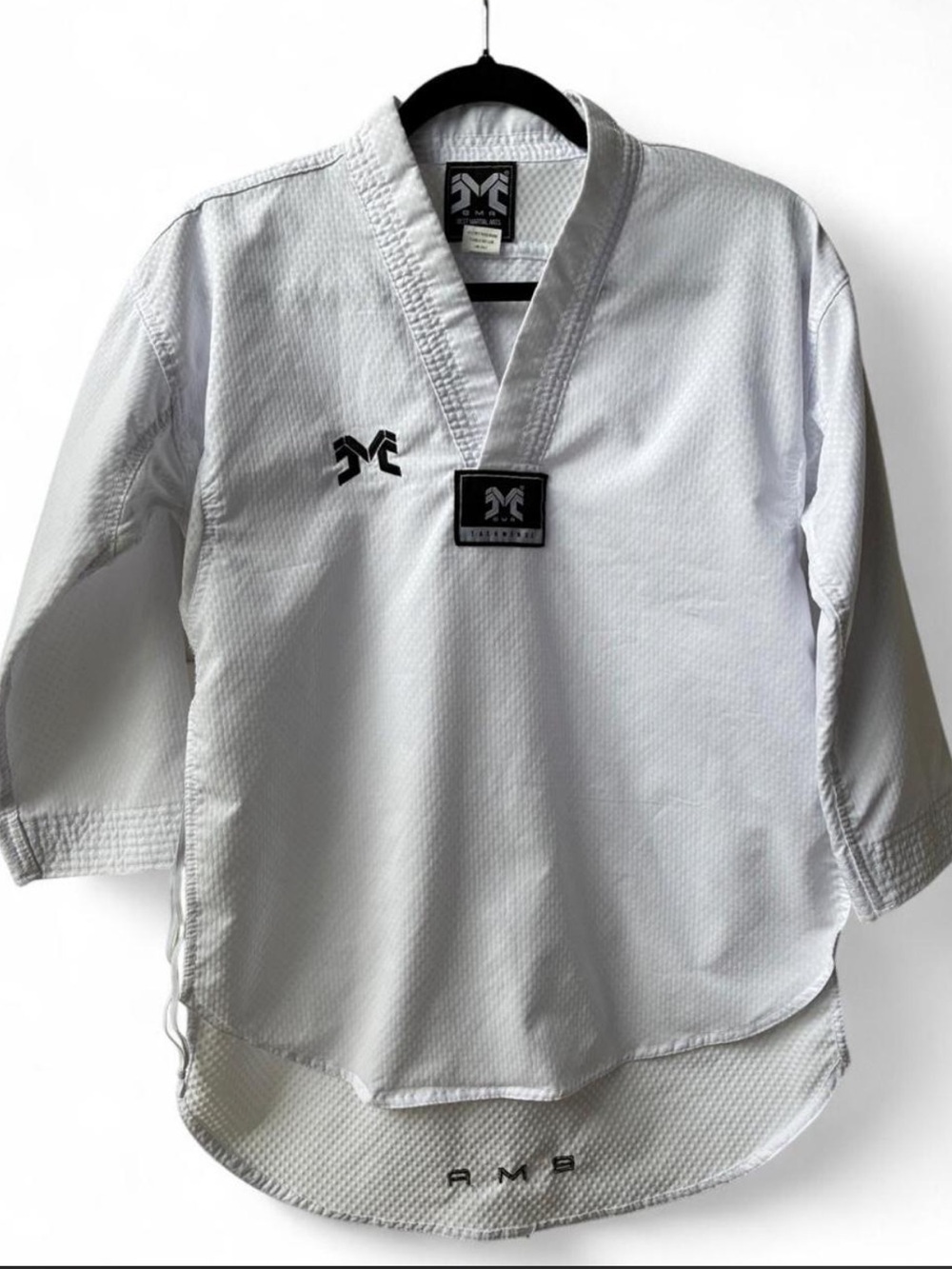 BMA Best Martial Arts Taekwondo Uniform Dobok Top White V-Neck Unisex Kids Sz 0